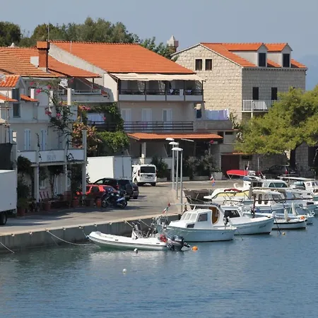 Zaklopatica 8341c 公寓 Lastovo