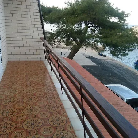 Daire Zaklopatica 8341c Lastovo